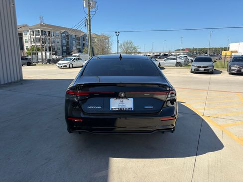 Certified 2025 Honda Accord Sport image 7