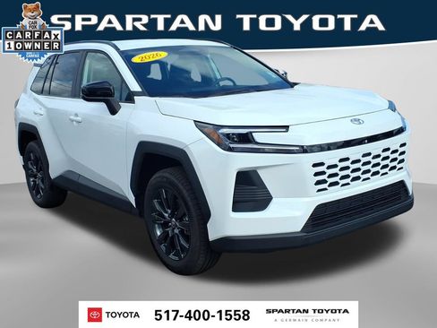 Used 2026 Toyota RAV4 XLE Premium AWD/4WD image 5
