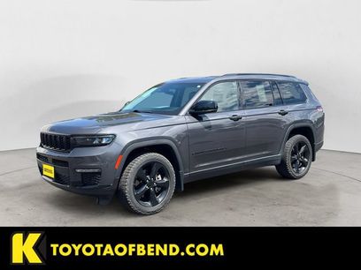 Used 2022 Jeep Grand Cherokee L Limited w/ Black Appearance Package