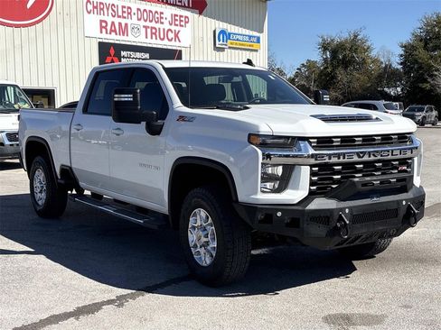 Used 2022 Chevrolet Silverado 3500 LT w/ All Star Edition image 7