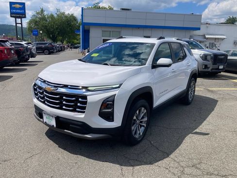 New 2025 Chevrolet Equinox LT w/ Convenience Package II AWD/4WD image 26