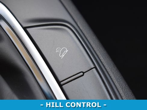 Used 2018 Hyundai Kona SE image 16