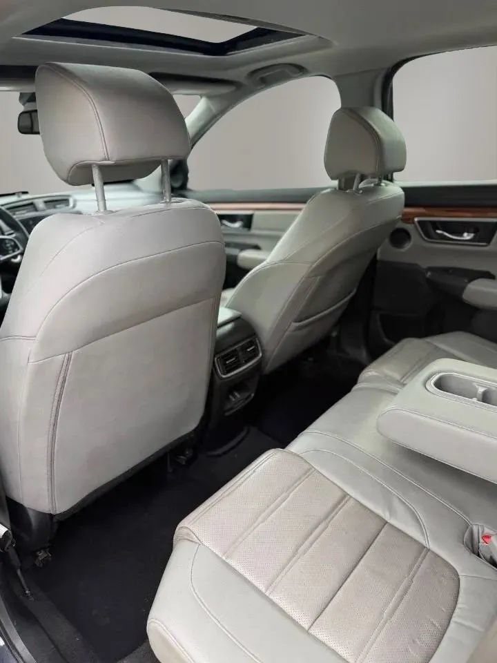 Used 2017 Honda CR-V Touring image 17
