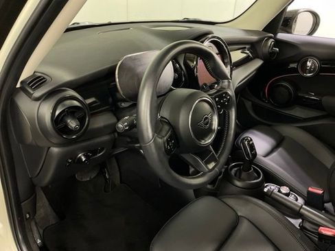 Used 2022 MINI Cooper S w/ Premium Package image 19