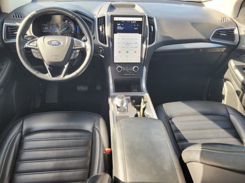 Used 2024 Ford Edge SEL image 18
