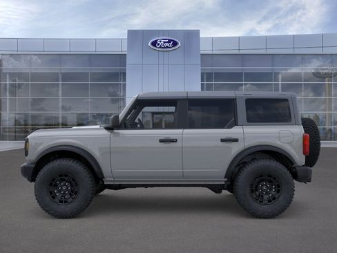 New 2026 Ford Bronco 4-Door w/ Sasquatch Package AWD/4WD image 3