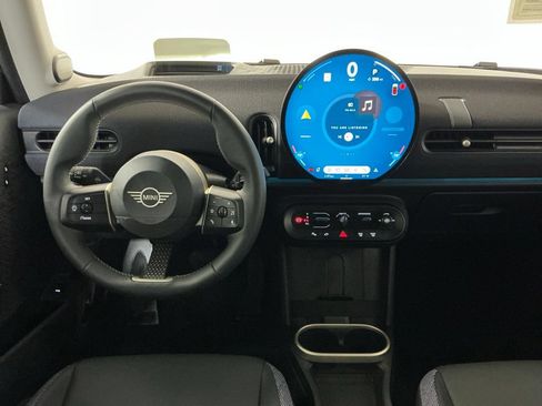 Used 2025 MINI Cooper S FWD image 9