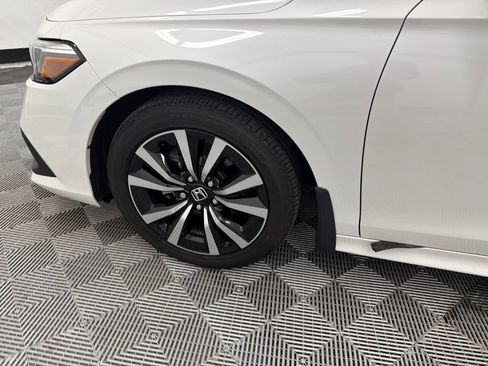 Used 2023 Honda Civic EX image 11