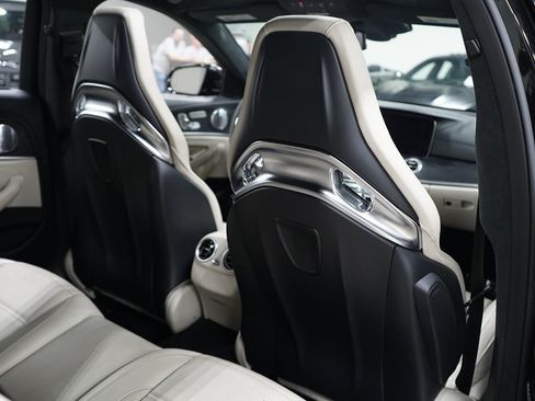 Used 2019 Mercedes-Benz E 63 AMG S image 30