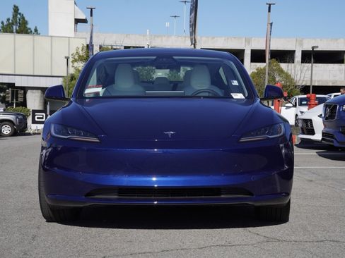 Used 2025 Tesla Model 3 Long Range image 6