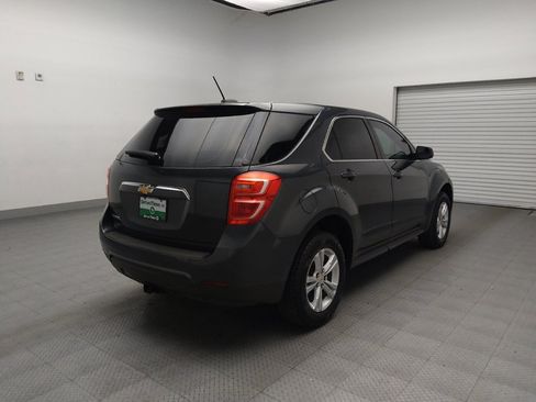 Used 2017 Chevrolet Equinox LS image 9