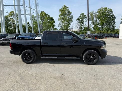 Used 2014 RAM 1500 Express w/ Black Ram 1500 Express Group AWD/4WD image 5