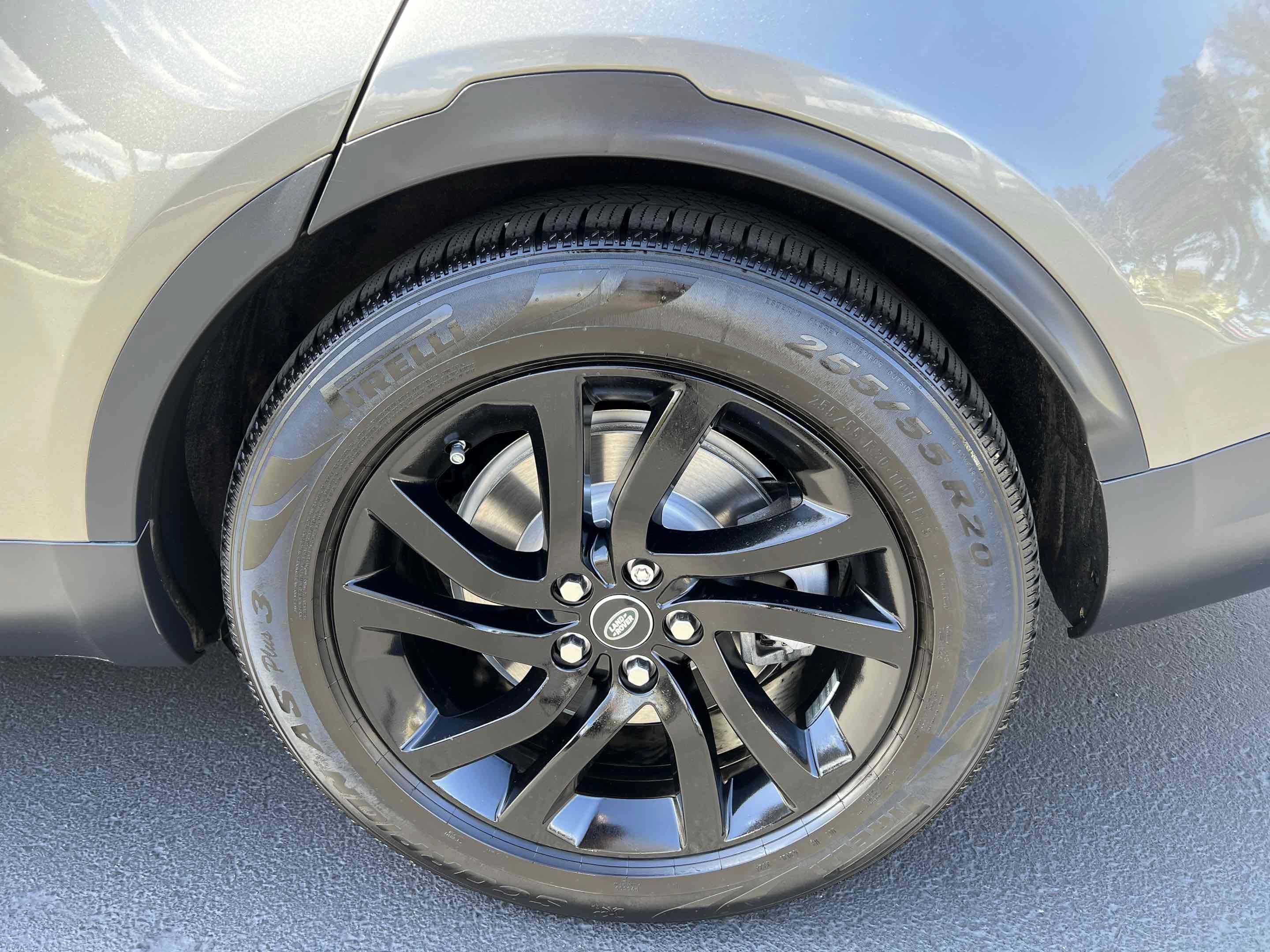Used 2018 Land Rover Discovery HSE AWD/4WD image 85