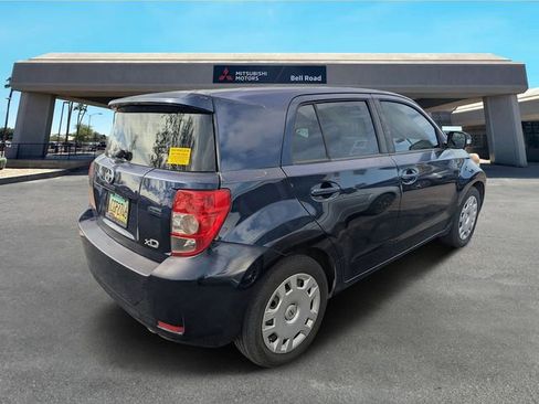 Used 2014 Scion xD image 4