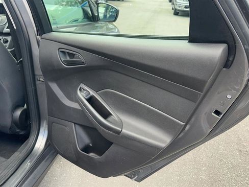 Used 2012 Ford Focus SE image 24