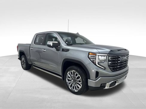 Used 2023 GMC Sierra 1500 Denali Ultimate AWD/4WD image 7