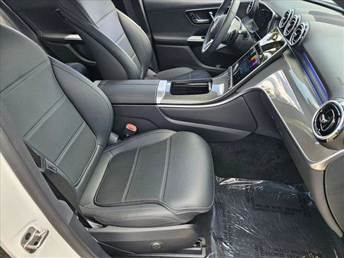 Used 2026 Mercedes-Benz GLC 300 image 19