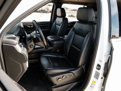 Used 2021 GMC Yukon XL Denali image 34