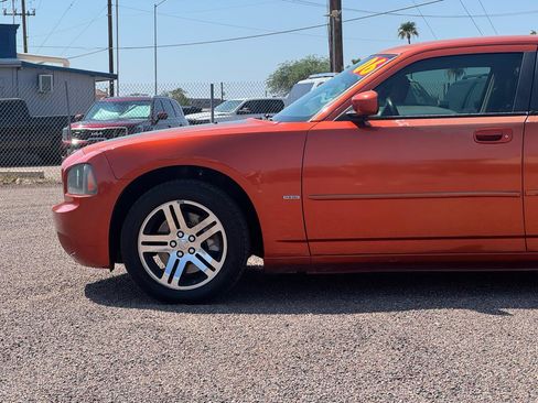 Used 2006 Dodge Charger R/T RWD image 4