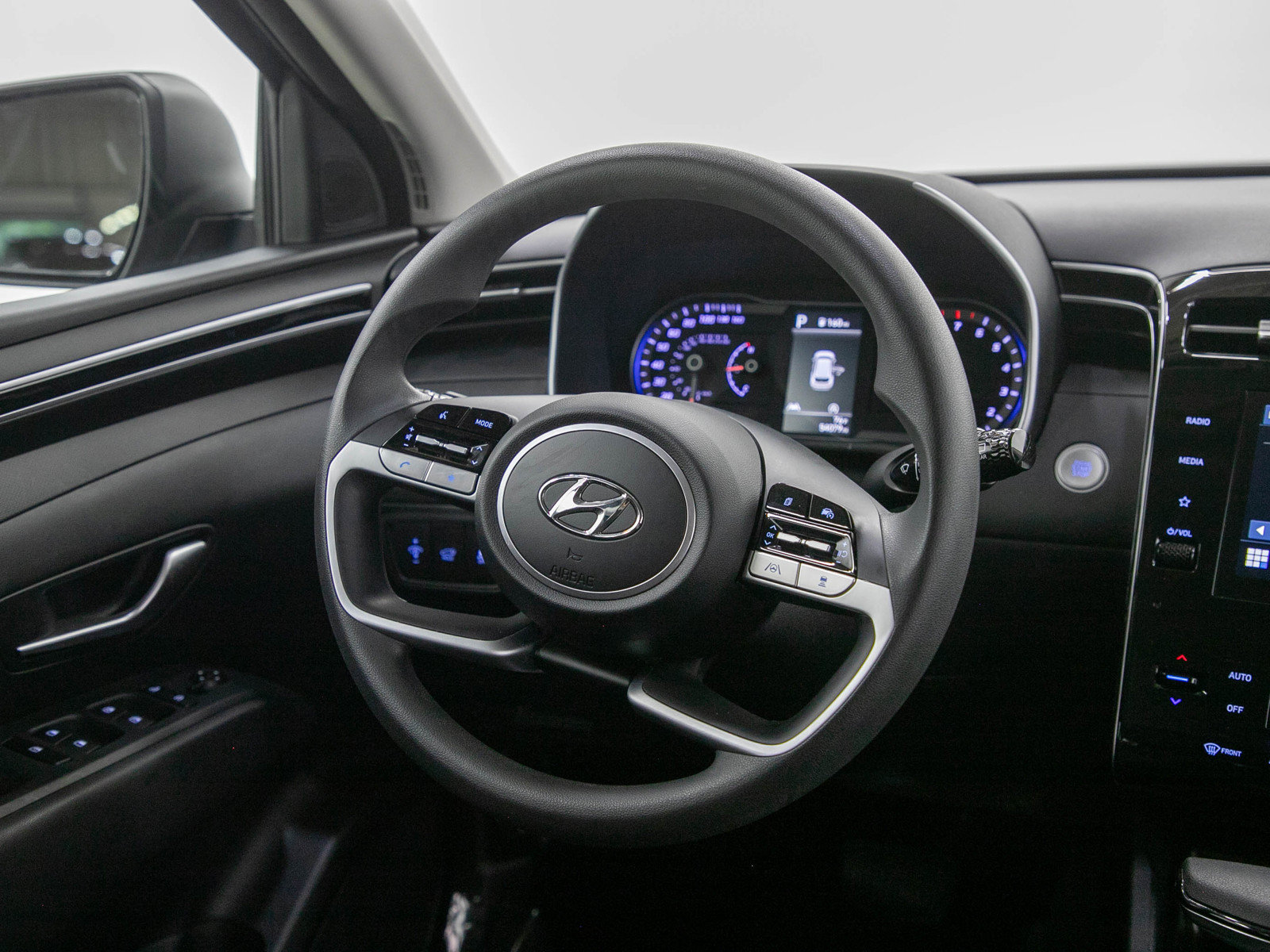 Used 2024 Hyundai Tucson SEL AWD/4WD image 14