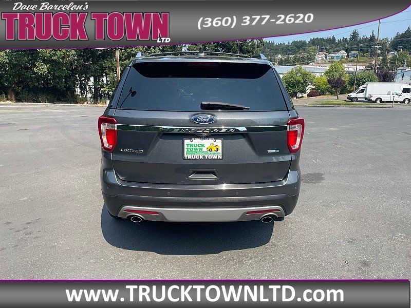 Used 2017 Ford Explorer Limited AWD/4WD image 4
