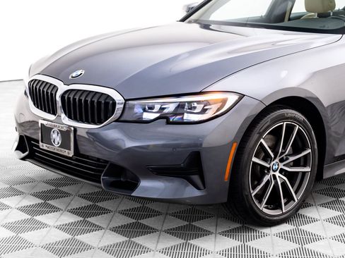 Used 2020 BMW 330i xDrive Sedan w/ Driving Assistance Package image 37