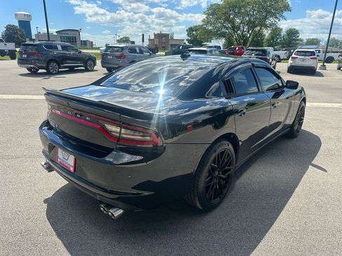Used 2018 Dodge Charger GT AWD/4WD image 7