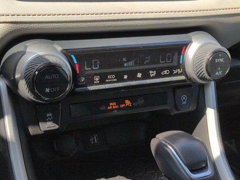 Certified 2025 Toyota RAV4 XLE Premium FWD image 15