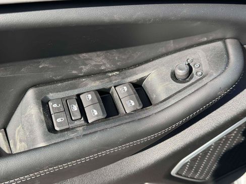 New 2026 Jeep Grand Cherokee Limited AWD/4WD image 11