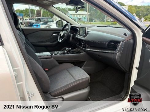 Used 2021 Nissan Rogue SV AWD/4WD image 33