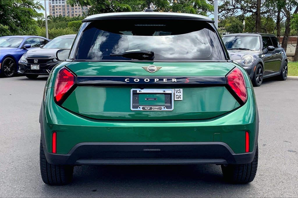 Used 2025 MINI Cooper S FWD image 4