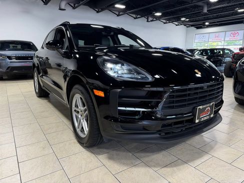 Used 2021 Porsche Macan AWD/4WD image 9