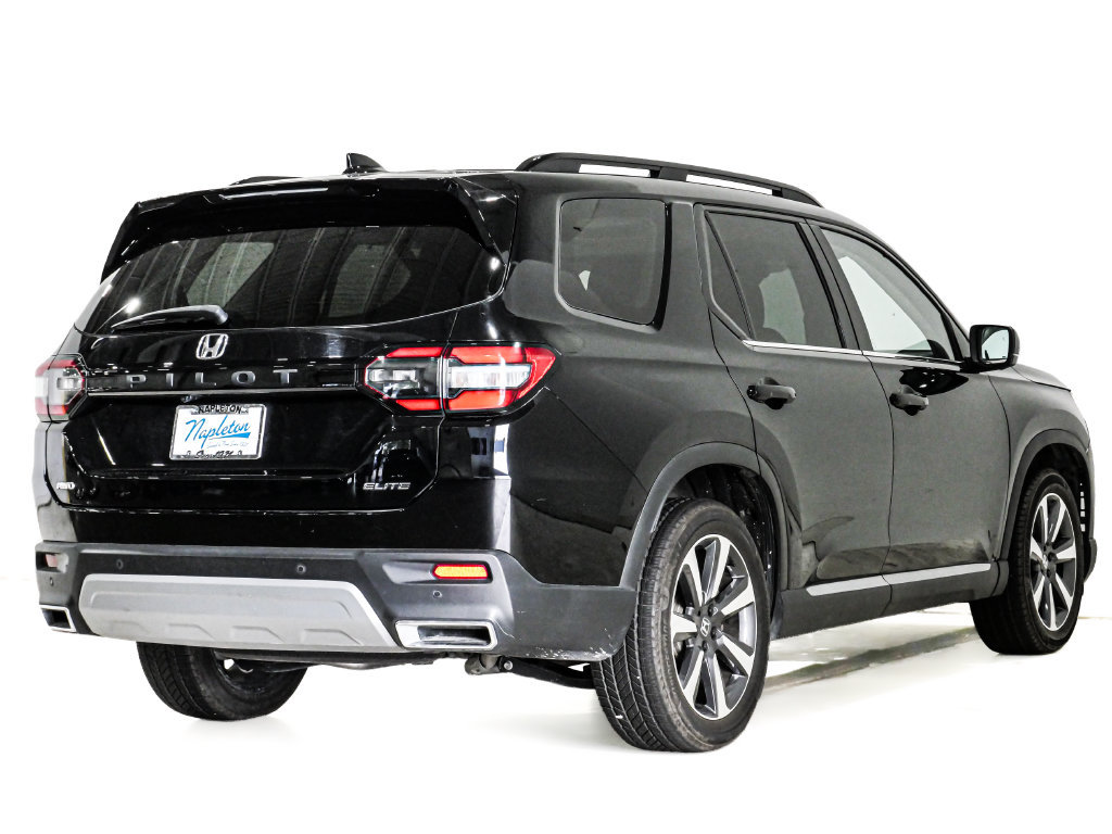 Used 2023 Honda Pilot Elite image 7