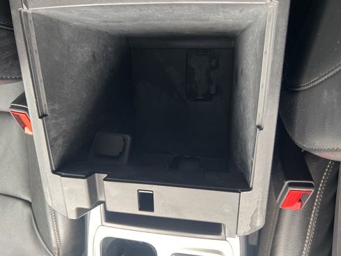 Used 2022 Ford Explorer Limited image 37