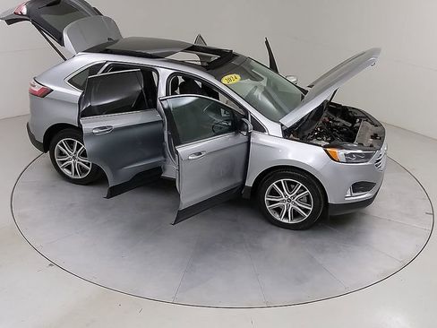 Certified 2024 Ford Edge Titanium w/ Equipment Group 301A AWD/4WD image 46
