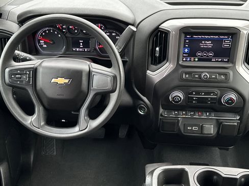 Used 2022 Chevrolet Silverado 1500 Custom image 14