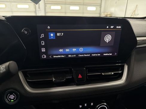 Certified 2025 Chevrolet TrailBlazer LT AWD/4WD image 22