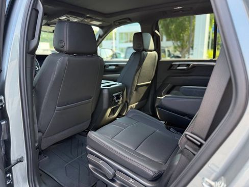 Used 2025 Chevrolet Tahoe RST w/ Comfort Package AWD/4WD image 17