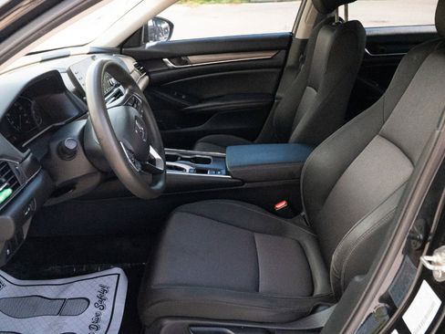Used 2019 Honda Accord LX image 21
