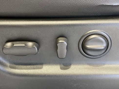 Used 2009 GMC Yukon SLT image 15