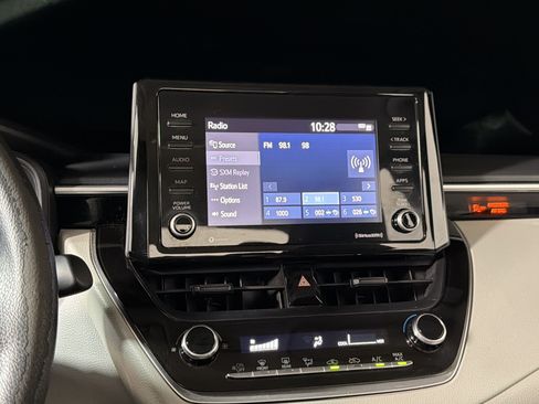 Used 2022 Toyota Corolla L FWD image 21