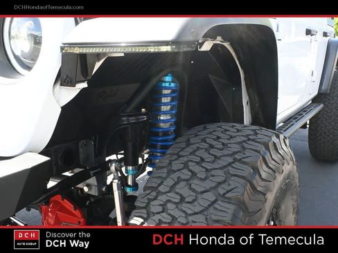 Used 2021 Jeep Wrangler Unlimited Rubicon AWD/4WD image 9