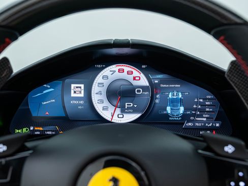 Certified 2025 Ferrari Roma Base image 41