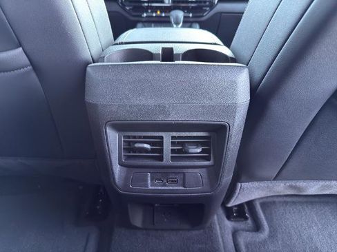 New 2025 GMC Canyon Elevation w/ Convenience Package image 12