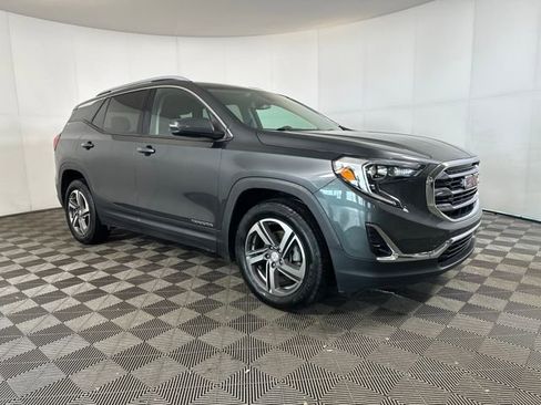 Used 2020 GMC Terrain SLT image 2