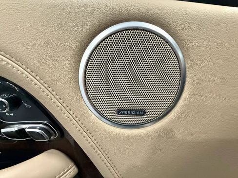 Used 2018 Land Rover Range Rover HSE image 35