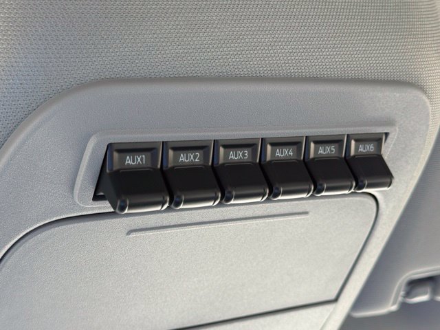 Used 2026 Ford F550 4x4 Crew Cab Super Duty image 25