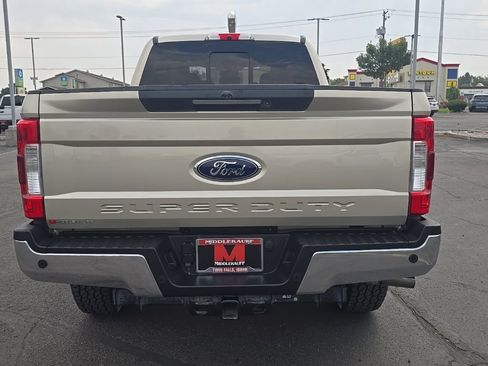 Used 2017 Ford F350 Lariat w/ Lariat Ultimate Package AWD/4WD image 4