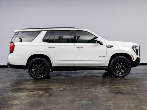 Used 2025 GMC Yukon AT4 w/ AT4 Premium Plus Package image 25