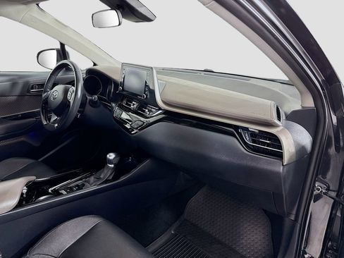 Certified 2022 Toyota C-HR Limited image 19